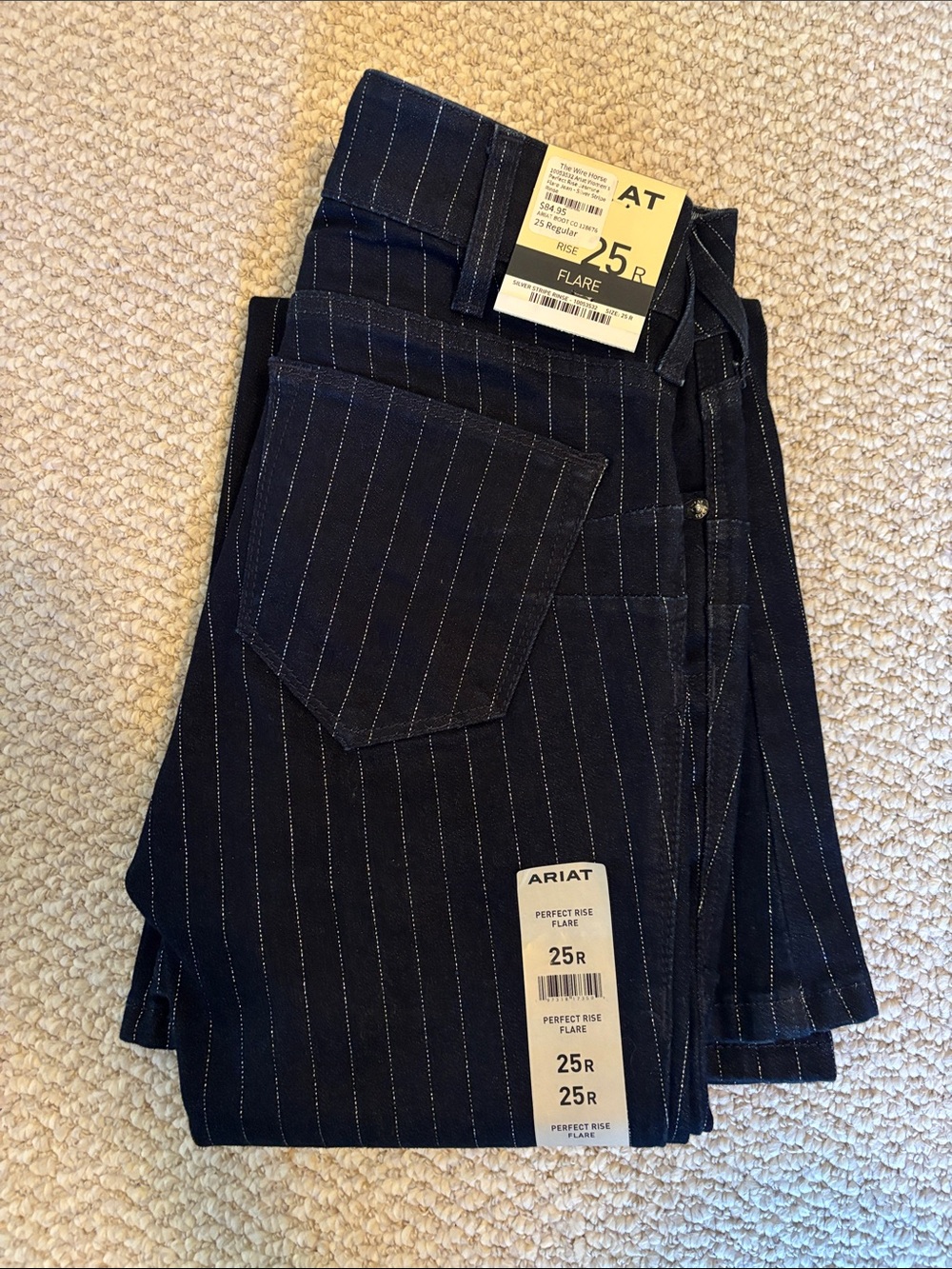 NWT Ariat Dark Blue Denim Silver Pinstripe Flare Jeans Wmns Size 25 Regular